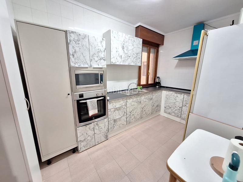 Foto e1f3e106-b255-4d71-bbad-0802af0e7a45. Miete etagenwohnung mit heizung in Basurtu Bilbao