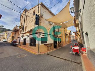 Casa en Calle mayor 61. Casa con 4 habitaciones