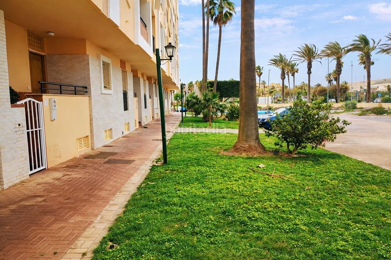 Foto bbee9c65-766c-4958-8cc2-de5c26f3e3a6. Apartament amb piscina a Almerimar Ejido (El)