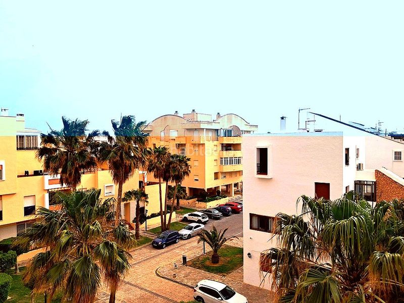 Foto cfdf0984-ca38-4abf-8d07-43ef784aa2b6. Apartament amb piscina a Almerimar Ejido (El)