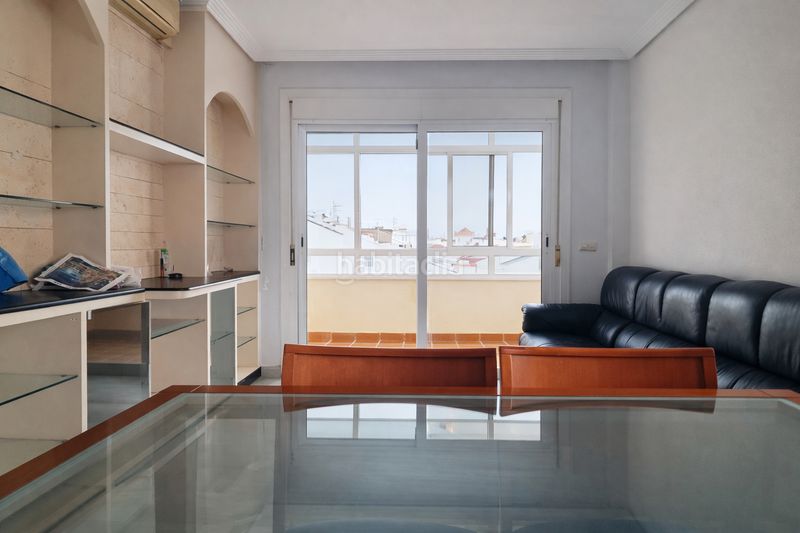 Foto f53d637e-e919-48b9-baa1-8a35635244b9. Apartament amb piscina a Almerimar Ejido (El)