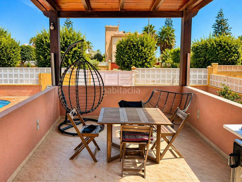 Foto a1a0ef2b-fe9f-4656-b49d-28d75abe1c00. Xalet amb piscina a Almerimar Ejido (El)