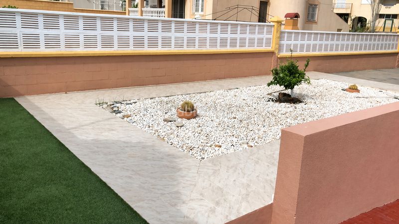 Foto c835e0e2-ff0a-4f53-bb71-fc2830494785. Xalet amb piscina a Almerimar Ejido (El)