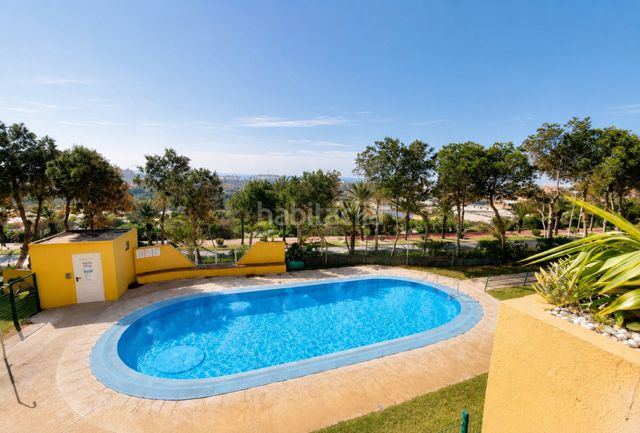 Foto c7014125-5f31-491a-81dc-6231cbda8729. Appartement avec piscine dans Almerimar Ejido (El)