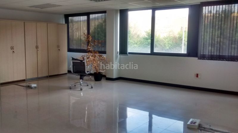 Foto c47667aa-3fe4-4b40-9f77-17475bb0ecbf. Miete büro in calle l 27 in Ezcabarte