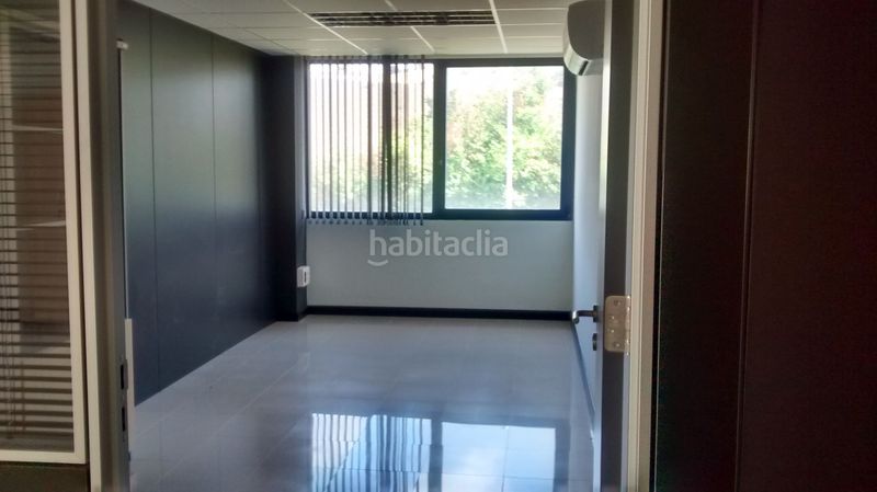 Foto e2a20f21-ac51-4a17-aee3-444cefaf49ed. Miete büro in calle l 27 in Ezcabarte