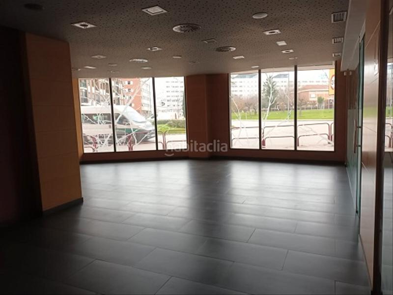Foto 44207c9e-7320-4088-9e81-ded326667d17. Local comercial en calle piqueras 91 bar en venta. en Logroño