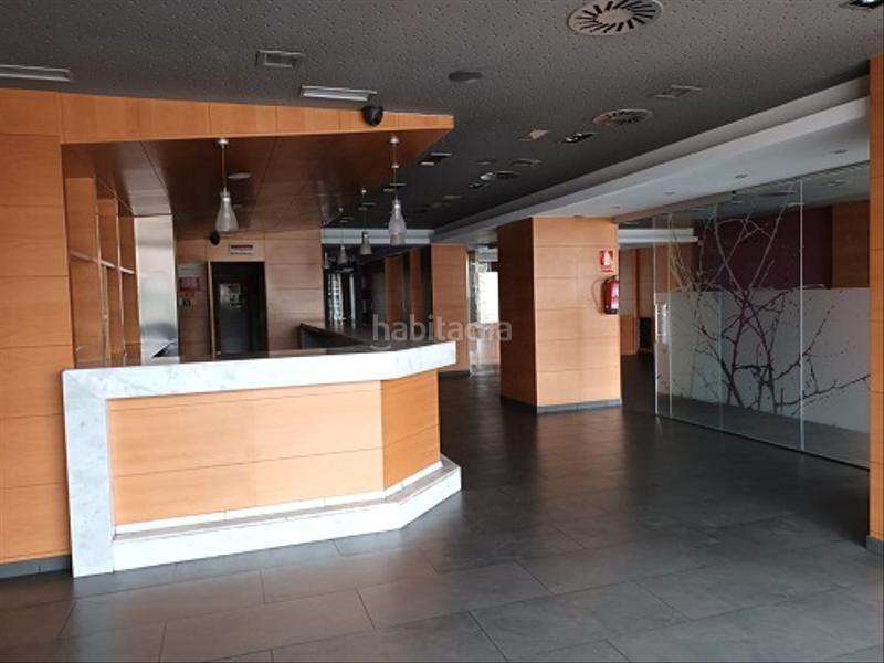 Foto 826ab130-b35e-478e-8666-c5a11971f95b. Local comercial en calle piqueras 91 bar en venta. en Logroño