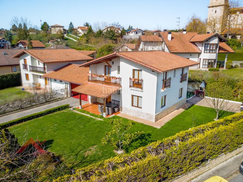 Foto 25aa6ef7-5b26-48ee-a201-f515846e86a6. Xalet amb xemeneia calefacció aparcament a Zigoitia