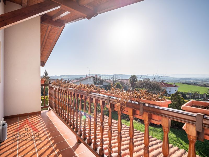 Foto a7527f2f-ea65-46ae-be5b-ceab186eb114. Xalet amb xemeneia calefacció aparcament a Zigoitia