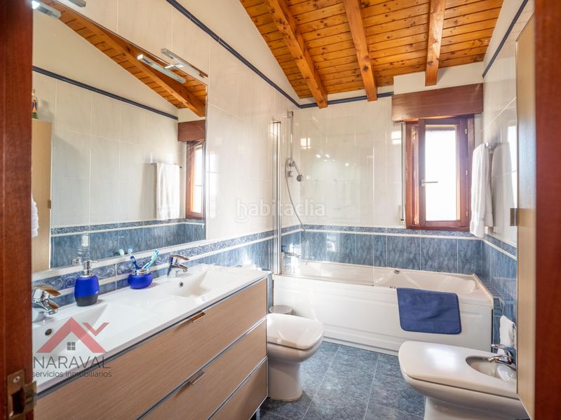 Foto b7f5aef0-5d23-4ec7-9a13-e5933ab42428. Xalet amb xemeneia calefacció aparcament a Zigoitia