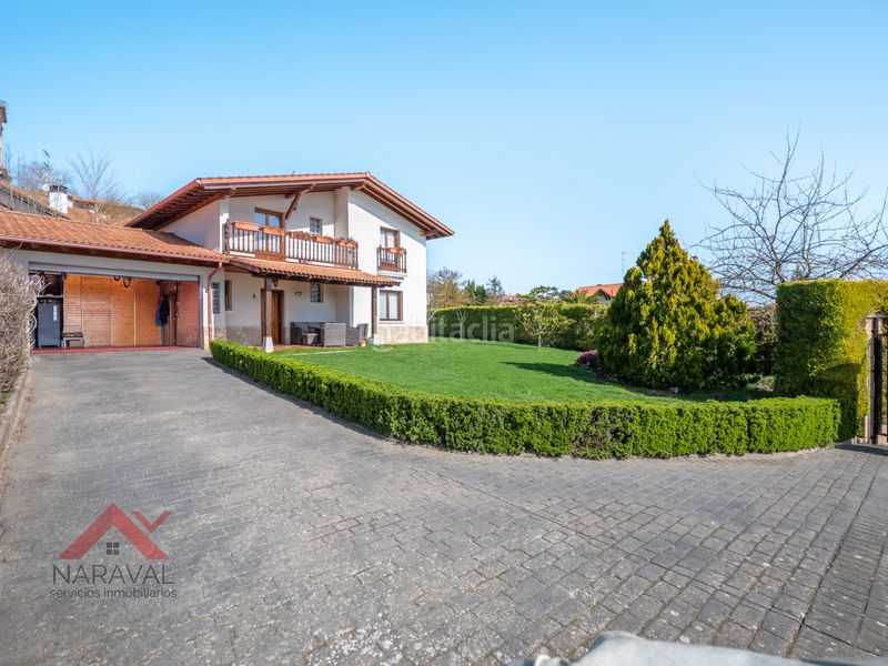 Foto efbe05bd-2d6e-4659-9fd8-f1629e2b2341. Xalet amb xemeneia calefacció aparcament a Zigoitia