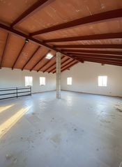 Xalet  Calle del olmo. Casa con gran potencial y jard�n en sanso�in (navarra)