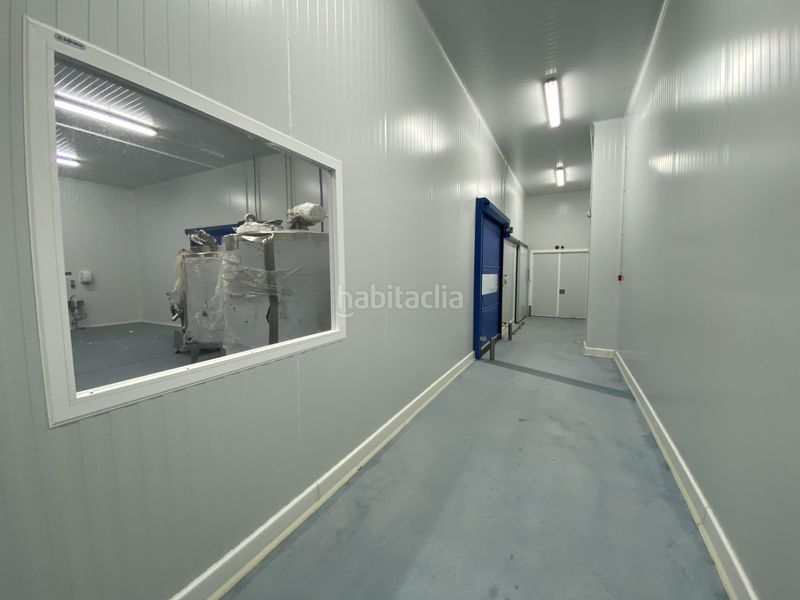 Foto c8000bd1-9fc2-48ad-8d8f-9f9d7efe2cf1. Fabrikhalle in calle c 631 in Parque del Queiles Tudela