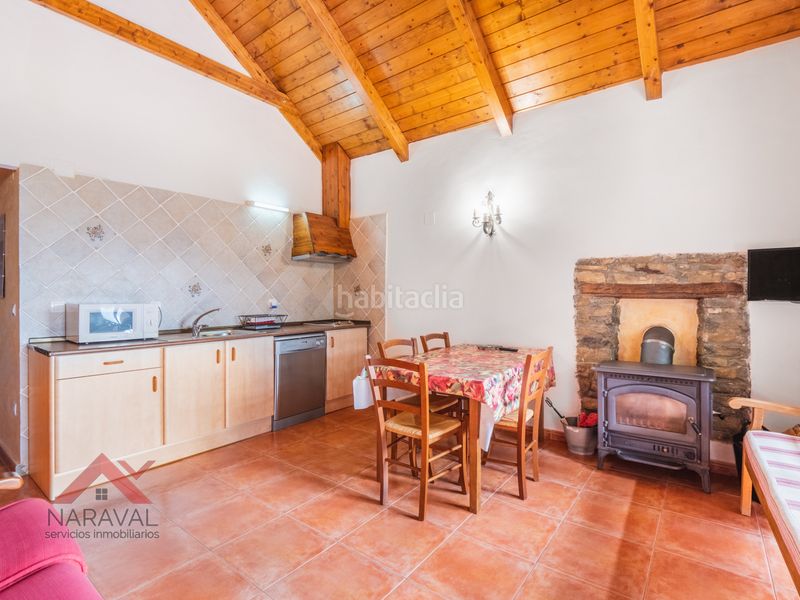 Foto 4780d175-6a09-4e6e-9e6a-214d17d50a65. Xalet amb xemeneia calefacció aparcament piscina a Fiscal