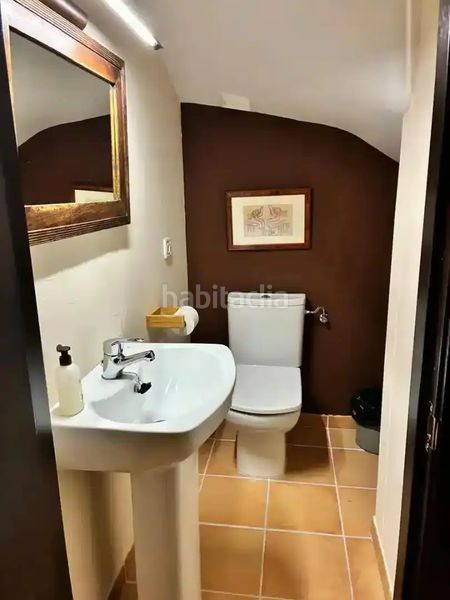 Foto 28a2aefb-42cc-4604-ba2b-73e3acce3880. Casa aparellada amb calefacció aparcament piscina a Soria