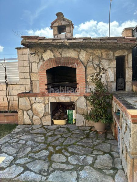 Foto 3aa56cb4-6192-4d66-9dbf-510fb9e746ad. Casa aparellada amb calefacció aparcament piscina a Soria