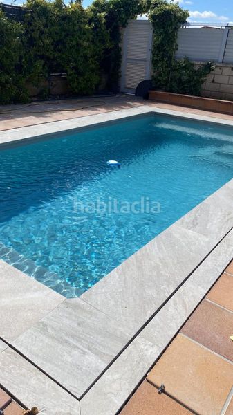 Foto 8a12c448-129c-4892-b5ec-9e4adf8e0e79. Casa aparellada amb calefacció aparcament piscina a Soria