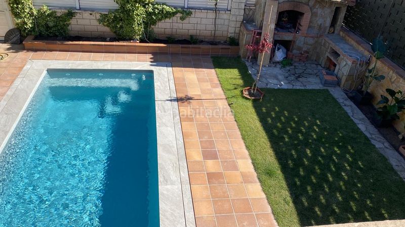 Foto dc590c8d-2260-4a5c-a6c3-ce5d30f6fc14. Casa aparellada amb calefacció aparcament piscina a Soria