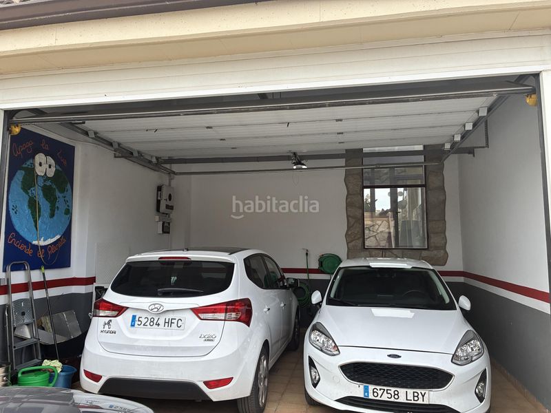 Foto e5ac9ea7-f83a-4574-86d6-f755fb5b6956. Casa aparellada amb calefacció aparcament piscina a Soria