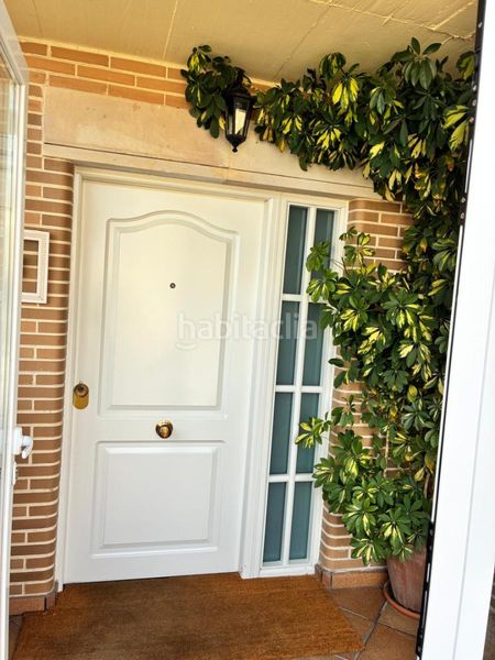 Foto f0ee9a74-2225-4f54-9616-95d1d0d13935. Casa aparellada amb calefacció aparcament piscina a Soria