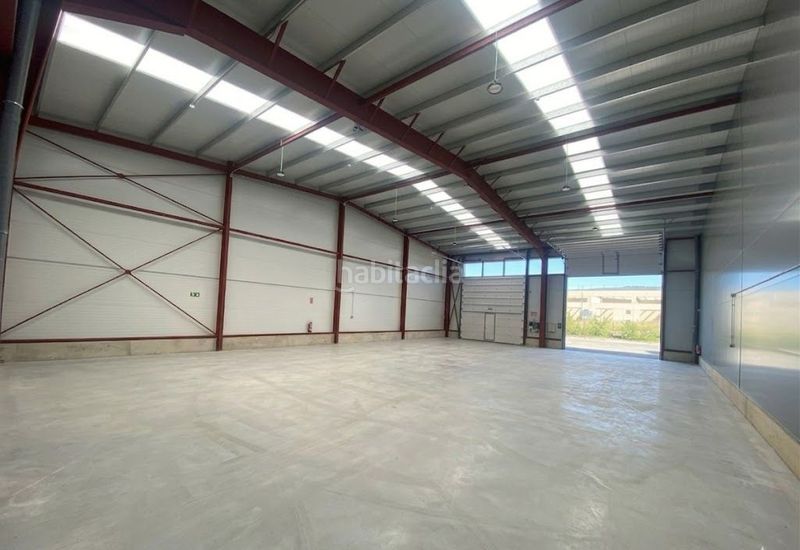 Foto c0db9729-4003-4d30-8e28-a20555502ee4. Bâtiment à usage industriel dans Egüés Pueblo Valle de Egüés / Eguesibar