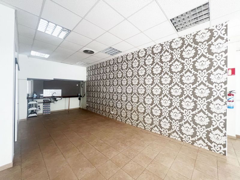 Foto 707f26e7-ae2b-49ac-b213-5ec9f0a5e7fe. Local comercial en Hondarribia