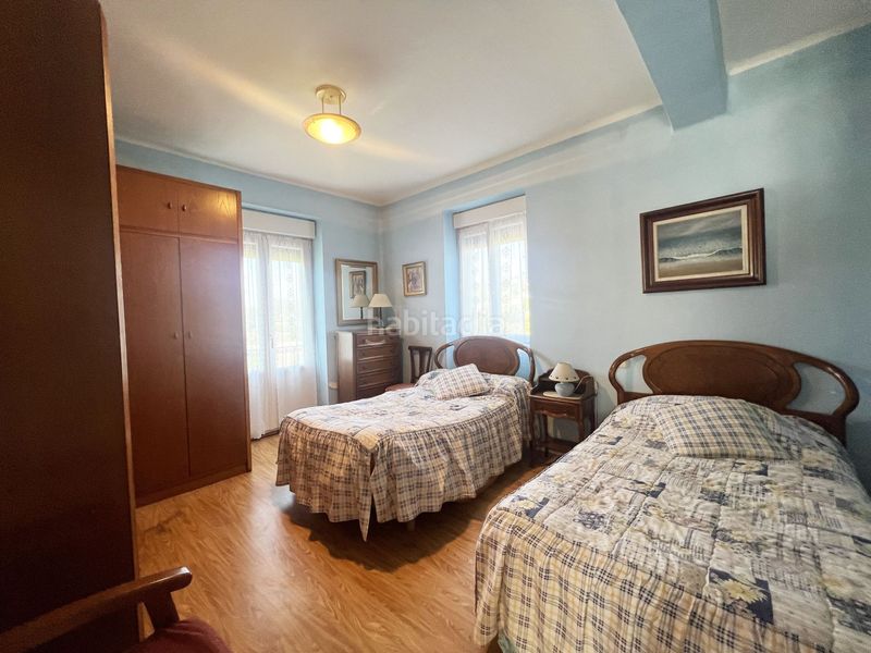 Foto 47a12f28-d418-4739-aac2-115a87cc320c. Maison avec parking dans Hondarribia