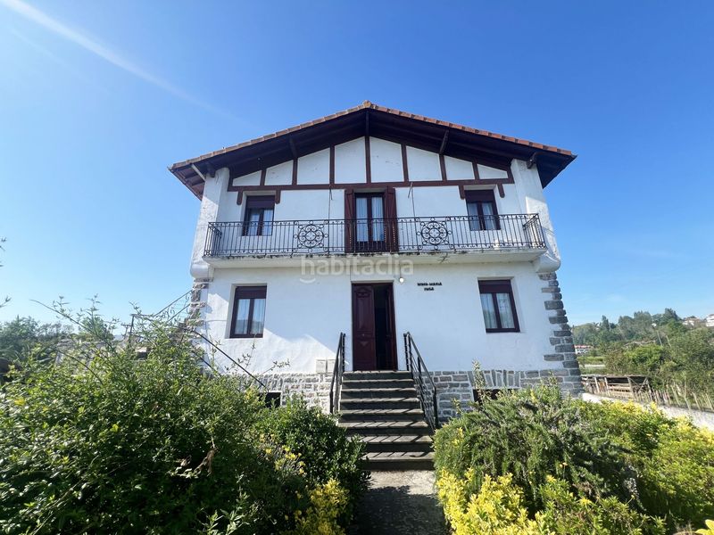 Foto 81bbc83d-ed6f-4e40-913a-ea17e4a1e803. Maison avec parking dans Hondarribia