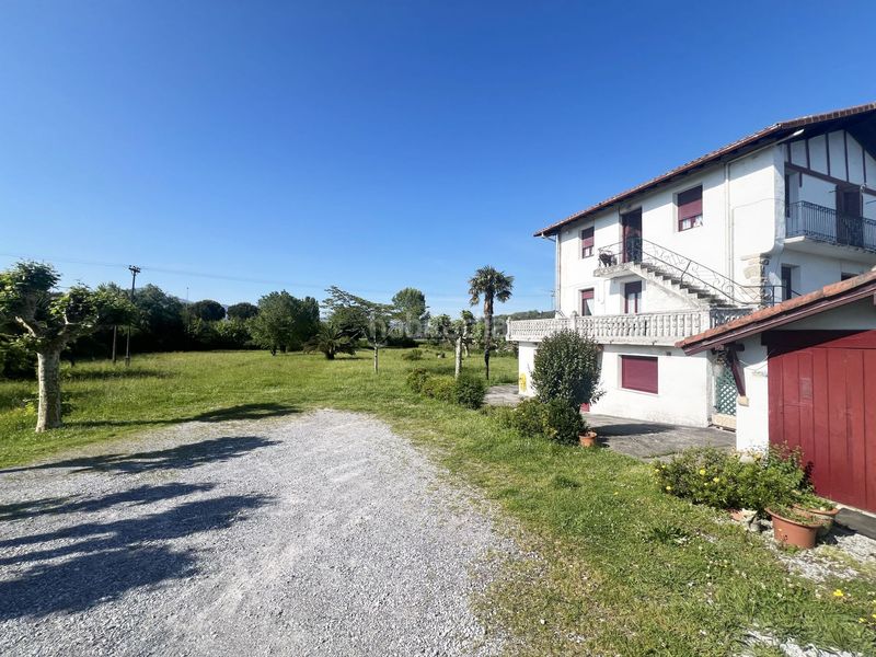 Foto e98bbd4d-434e-4672-8f85-81471b0a4173. Maison avec parking dans Hondarribia