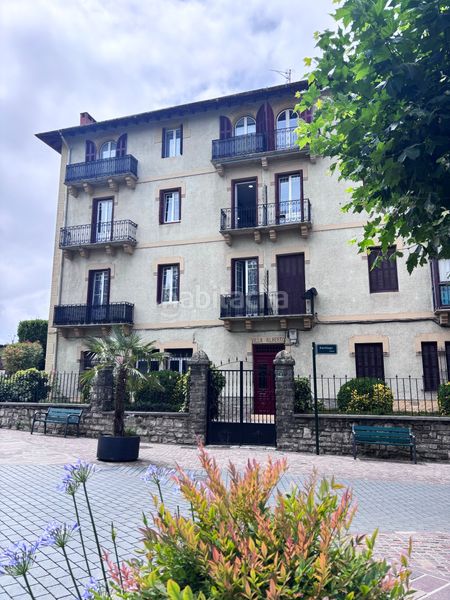 Foto 2400a8bd-5786-4e94-8fb8-e8d4e6859190. Piso en Hondarribia