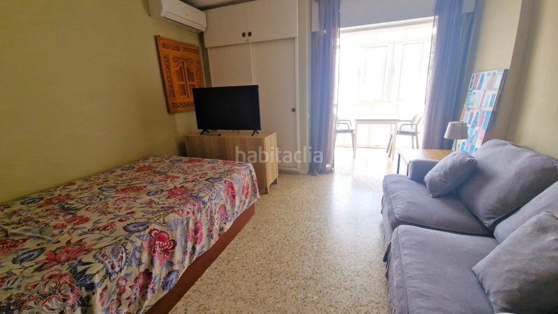 Foto 0e94c8a6-9239-4b0f-88df-e4e680e6371f. Estudio apartamento tipo estudio en edificio céntrico, con recepción-conserje día y noche, en Benalmádena
