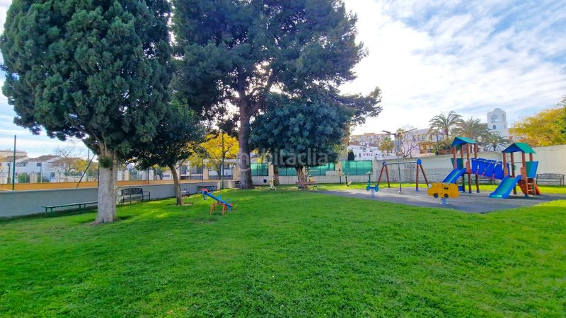 Foto b4e52173-fcf5-4b0e-853d-9f5e00c3b5e4. Apartament amb piscina a Solymar Benalmádena