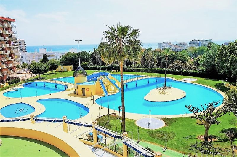 Foto 9c19a6cd-8942-4b5b-9912-6b5dc8f20c54. Apartament amb piscina a Parque de la Paloma Benalmádena