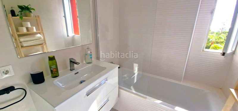 Foto da0c0ce6-9d4a-4bbd-abfb-97e454bd511b. Apartament amb piscina a Parque de la Paloma Benalmádena