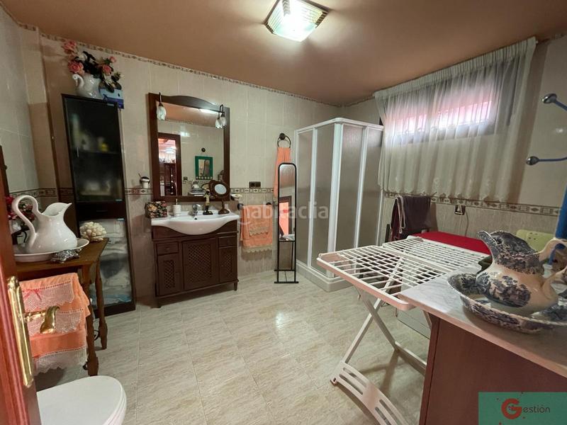 Foto 52b8c746-2811-48a3-b660-f36907070144. Xalet amb aparcament piscina a Centro Salobreña