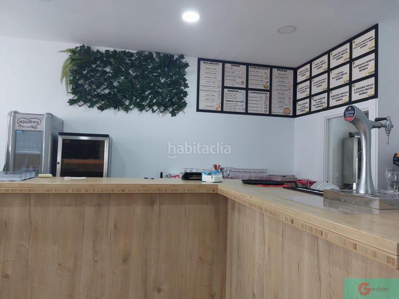Foto a6addf71-aa55-4b9b-b552-11a7c7d8cfeb. Local comercial a Centro Salobreña
