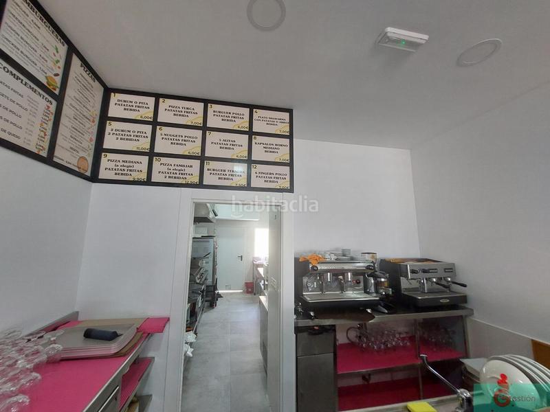Foto a6feda83-a9ca-4e90-9a37-1baddb4c948b. Local comercial a Centro Salobreña
