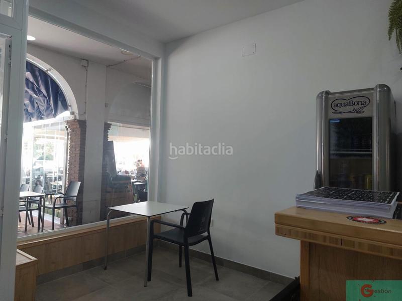 Foto e15ddc3b-d34d-4949-8bbd-9f80ace92758. Local comercial a Centro Salobreña