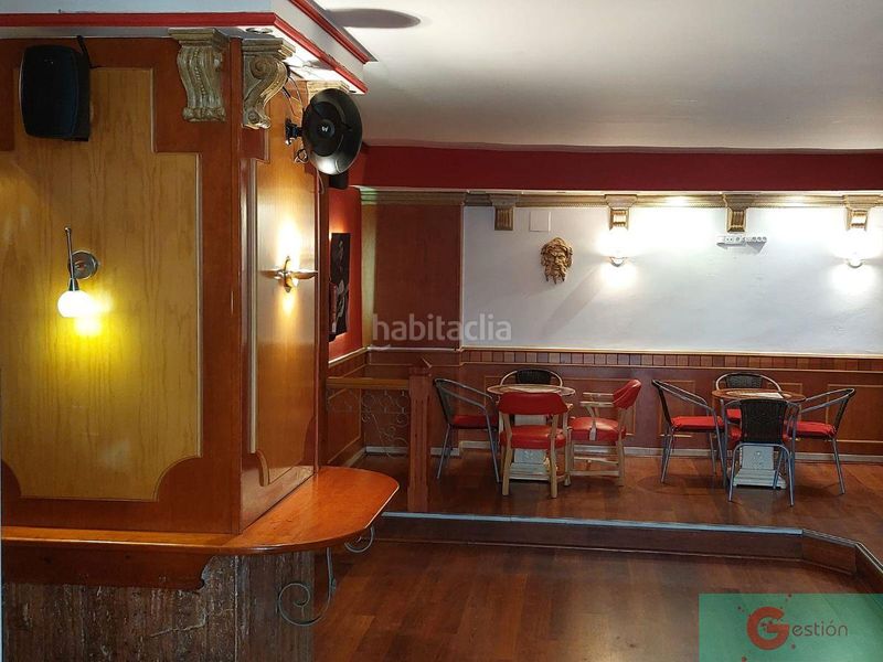 Foto fe7c1579-2e7e-44df-8405-9e982be8b0ae. Local comercial a Centro Salobreña