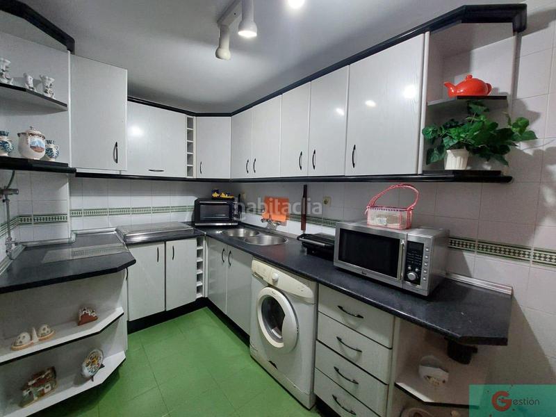 Foto bbece55c-c8b6-4223-a158-543ae3c5bf27. Apartament amb piscina a Salobreña costa Salobreña