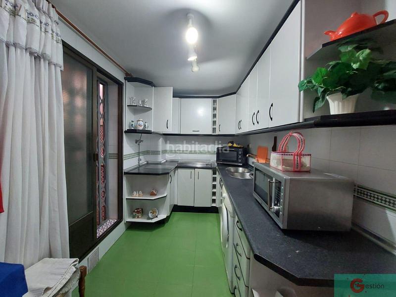 Foto f56bd896-44c2-4ee4-9d40-2d5223ea0fb0. Apartament amb piscina a Salobreña costa Salobreña