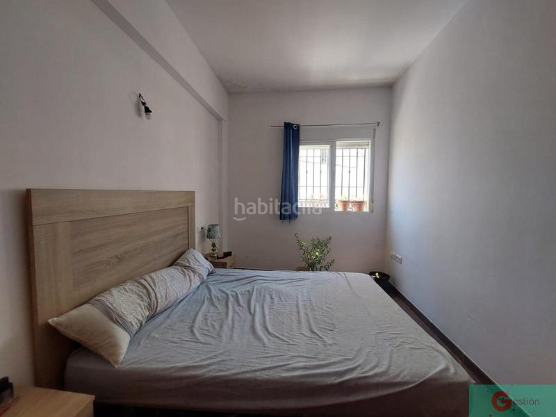 Foto bf4d55d8-d2e9-4c84-b6c6-97833d97bc87. Appartement avec piscine dans Centro Salobreña