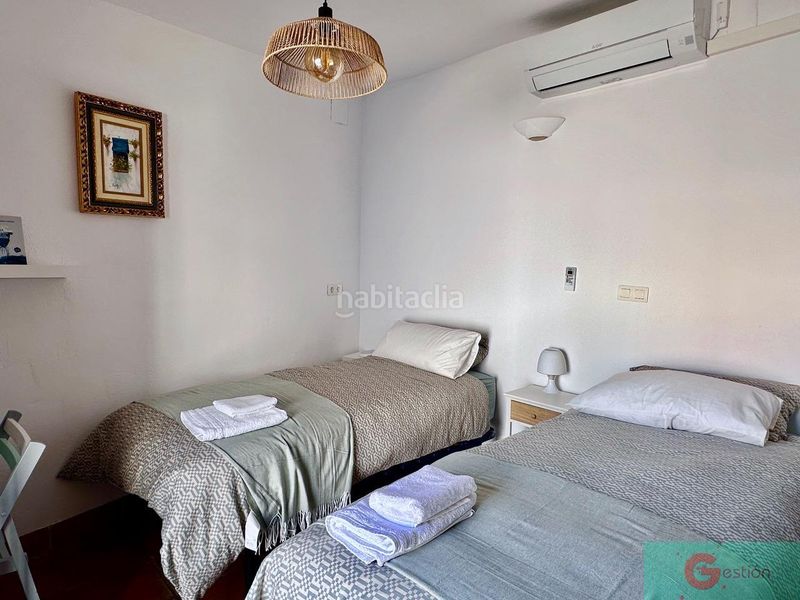 Foto 2cd37c70-e213-4502-9463-63e5b0b39f71. Casa a Centro Salobreña
