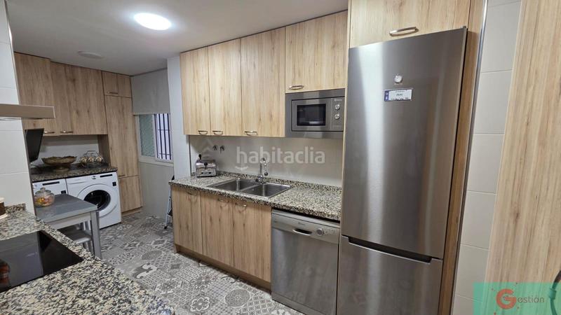 Foto de387850-1819-45ed-9465-7a1a82e58574. Apartament amb aparcament piscina a Parque Central Estepona