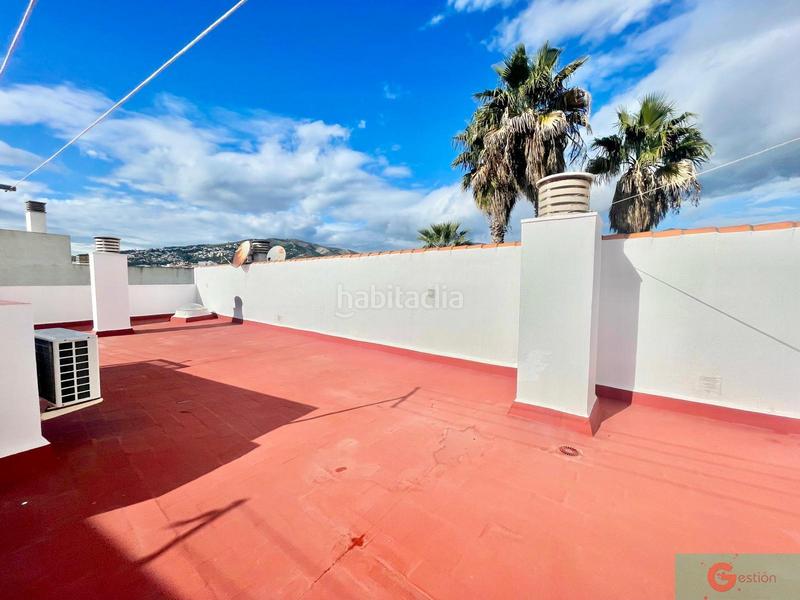 Foto 70c2854b-a86a-4c4c-ad6f-1e0875278e4f. Àtic amb aparcament a Molvízar