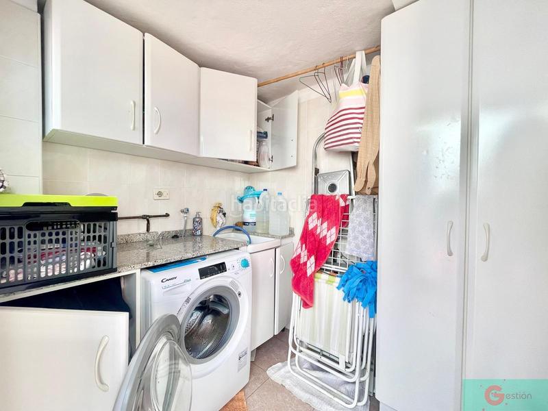 Foto c05296f8-35b7-48f9-a7b7-3bf23a9132c0. Àtic amb aparcament a Molvízar