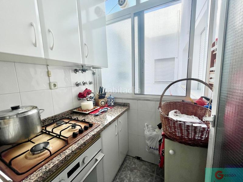 Foto fb6fd45f-21e7-4d01-bd89-ddfc85a01916. Àtic amb aparcament a Molvízar