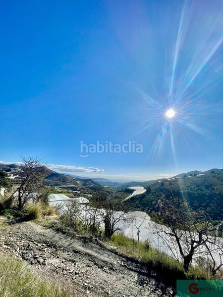 Foto aa0e0c4b-32a4-4bd6-ab4c-54f947e2ecc6. Masia a Ítrabo