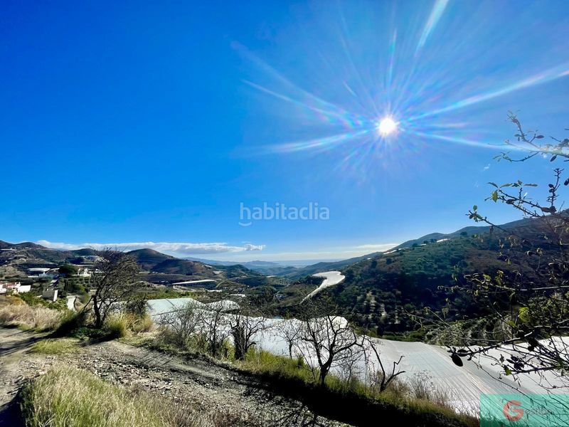 Foto c87f8cec-4310-4127-8d12-84fe2a1ac98a. Masia a Ítrabo